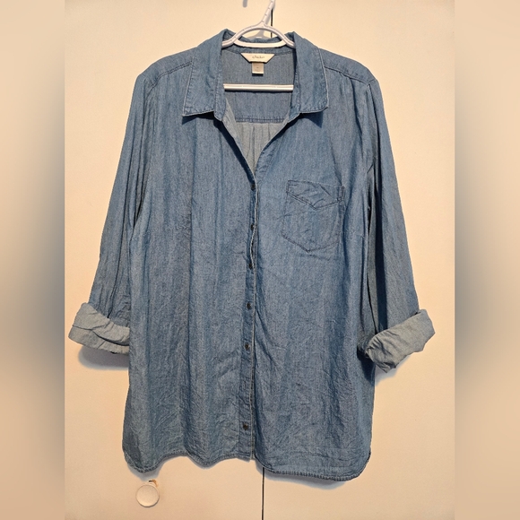 CJ Banks Tops - CJ Banks Women’s Chambray Denim Button Down Shirt 3X Blue Lightweight Casual Top
